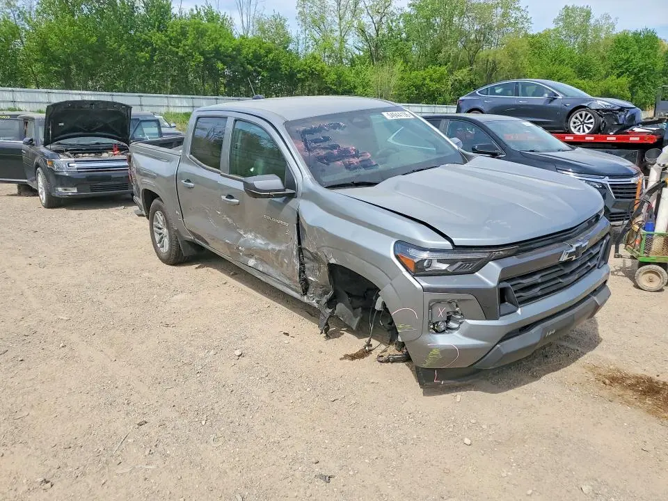 2025 CHEVROLET COLORADO LT  