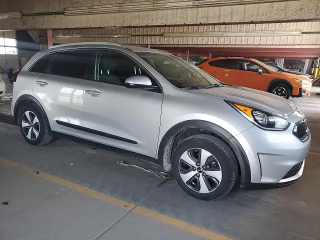 2017 KIA NIRO FE  