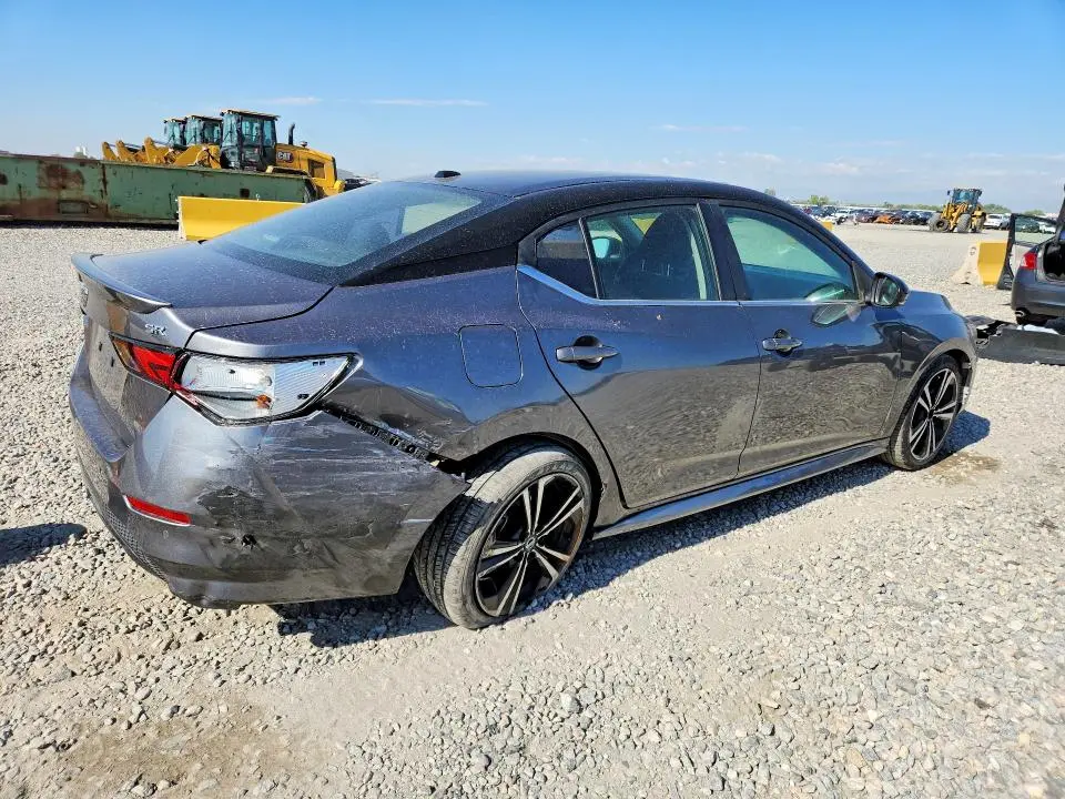 2021 NISSAN SENTRA SR  