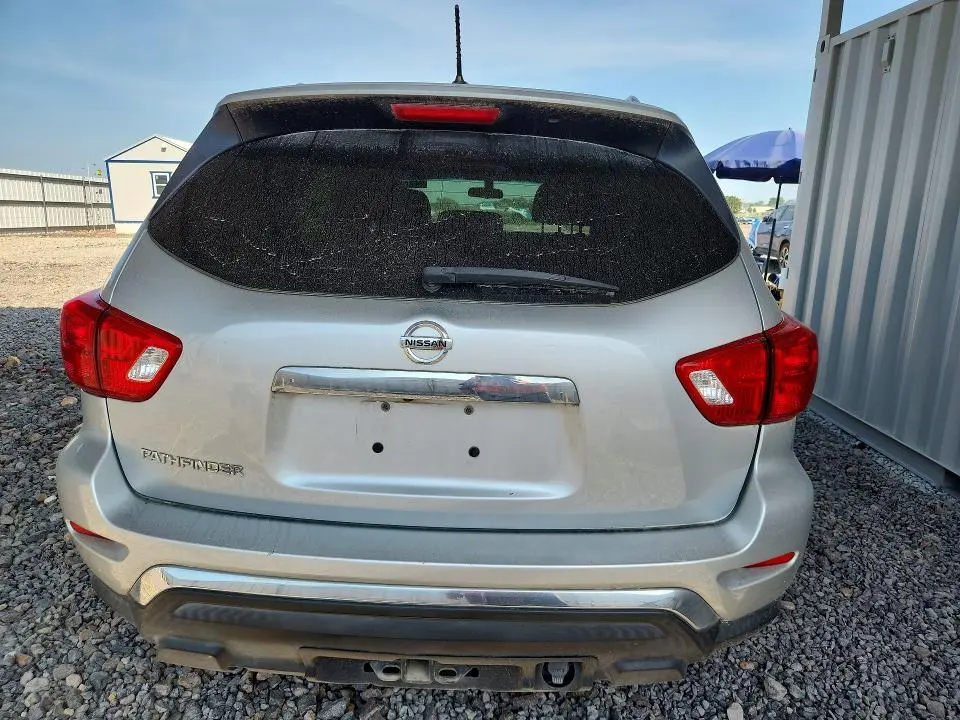 2017 NISSAN PATHFINDER S  
