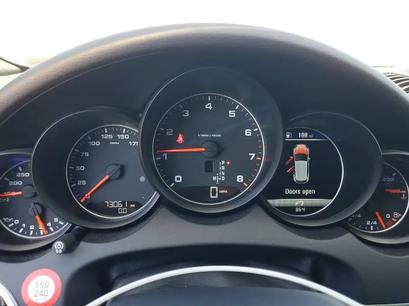2018 PORSCHE CAYENNE   