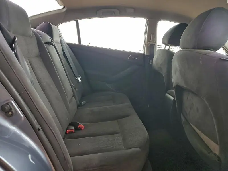 2010 NISSAN ALTIMA BASE  