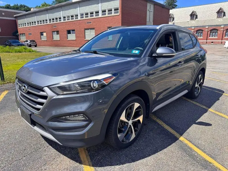 2017 HYUNDAI TUCSON SPORT  