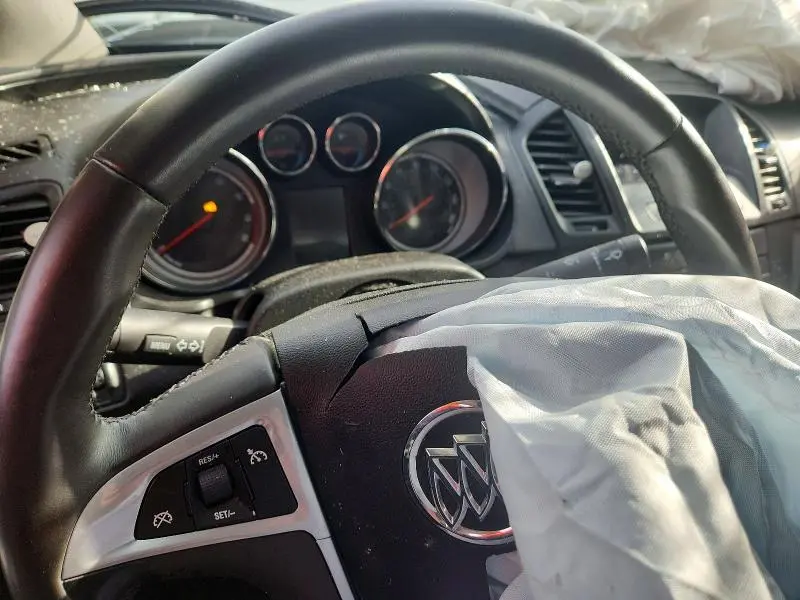 2011 BUICK REGAL CXL  