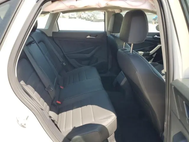 2024 VOLKSWAGEN JETTA SE  