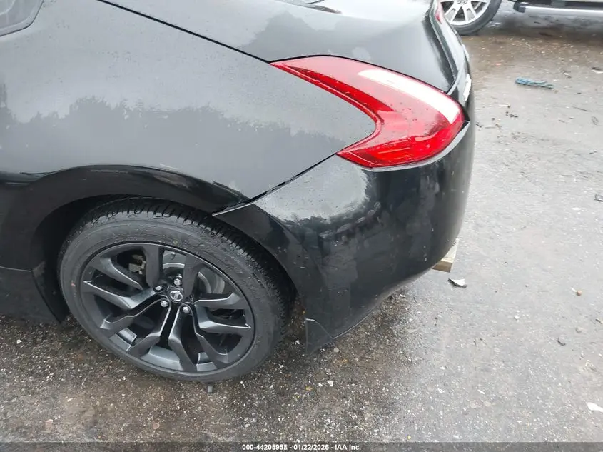 2018 NISSAN 370Z TOURING