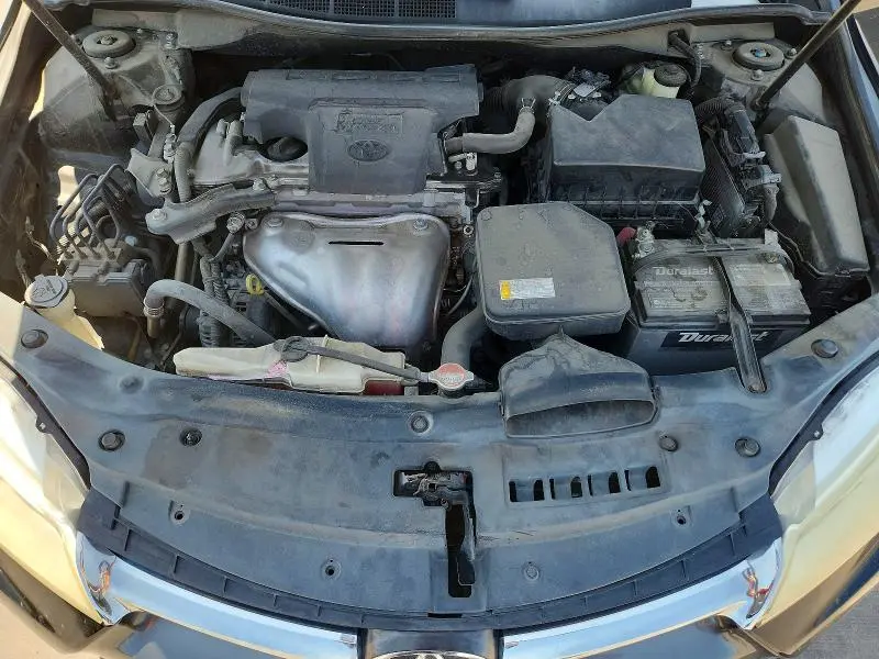 2016 TOYOTA CAMRY XLE  