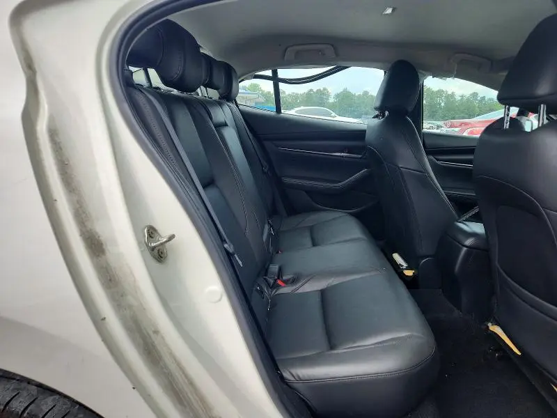 2021 MAZDA 3 SELECT  