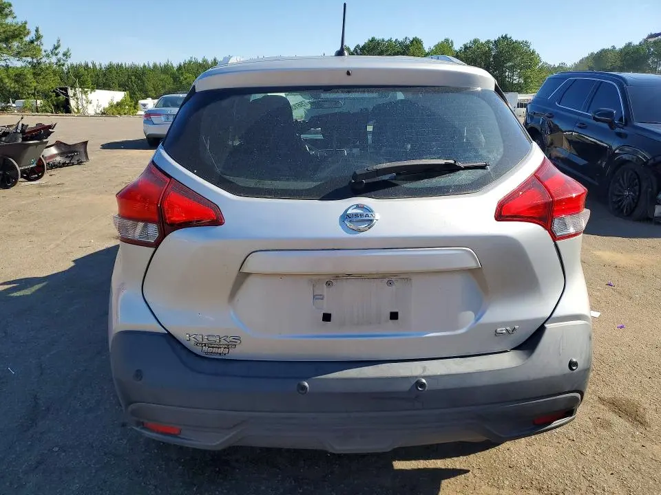 2020 NISSAN KICKS SV  
