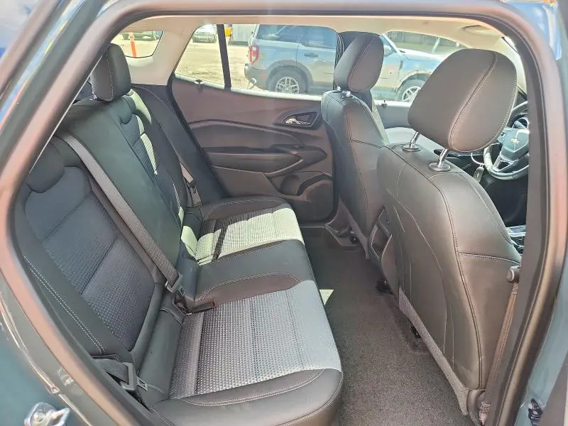 2025 CHEVROLET TRAX 1LT  
