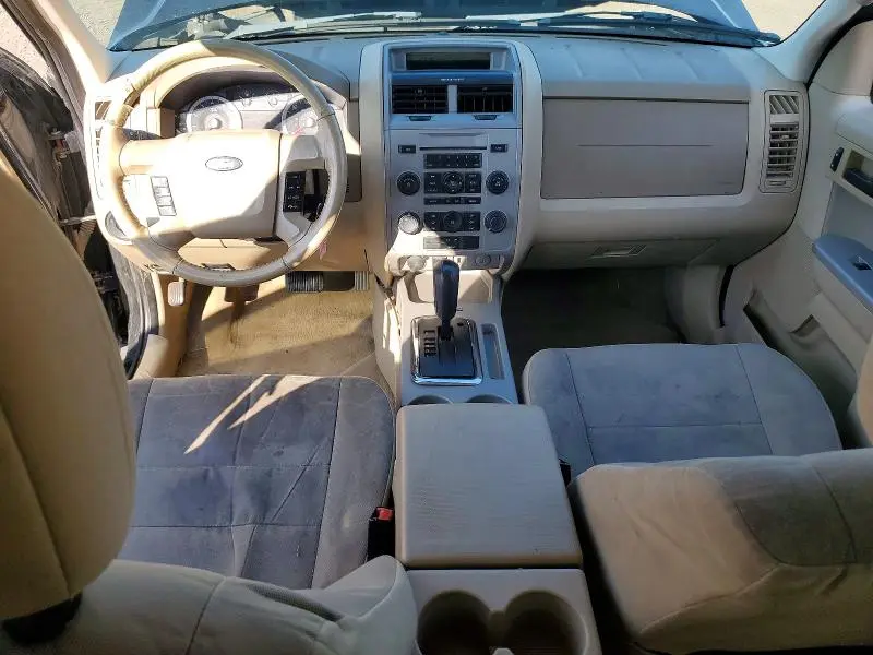 2012 FORD ESCAPE XLT  