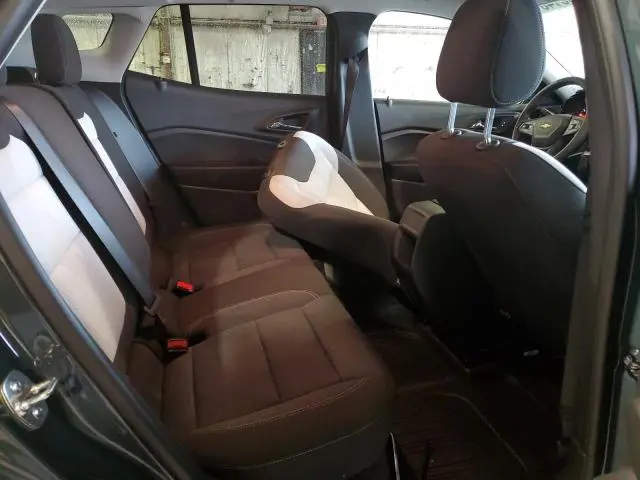 2025 CHEVROLET TRAX LS  