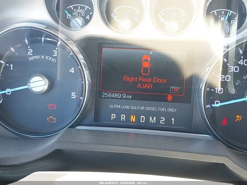 2015 FORD F-250 LARIAT