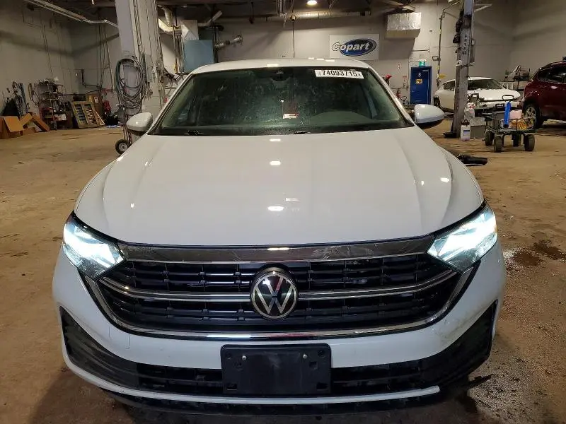 2023 VOLKSWAGEN JETTA SE  