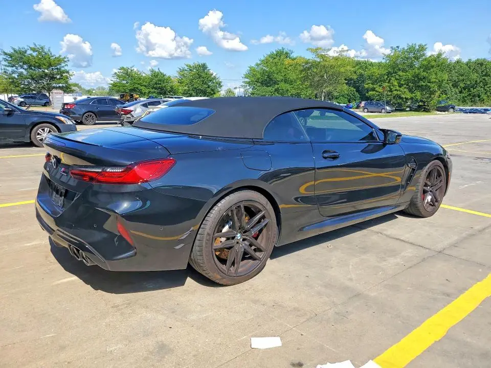 2024 BMW M8   