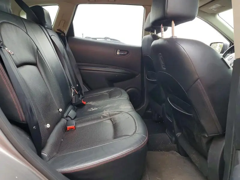 2011 NISSAN ROGUE S  