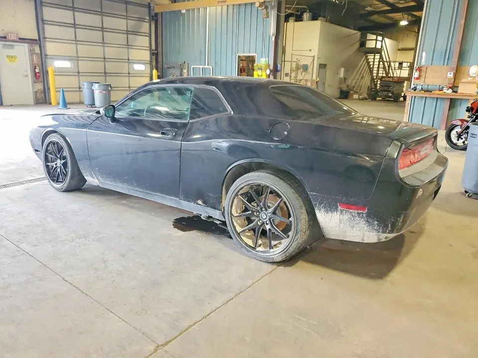 2010 DODGE CHALLENGER SE  