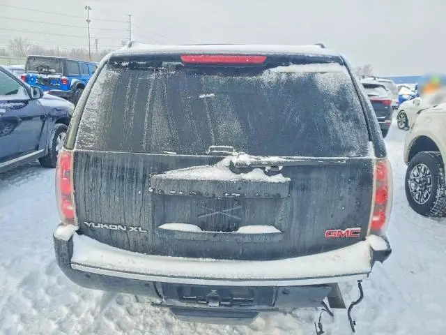 2013 GMC YUKON XL DENALI  