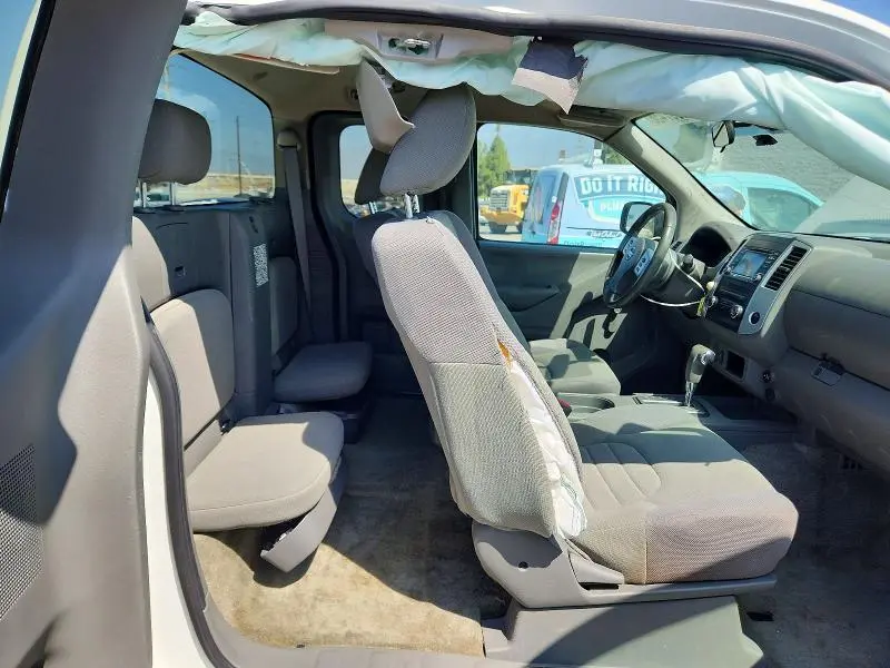 2018 NISSAN FRONTIER S  