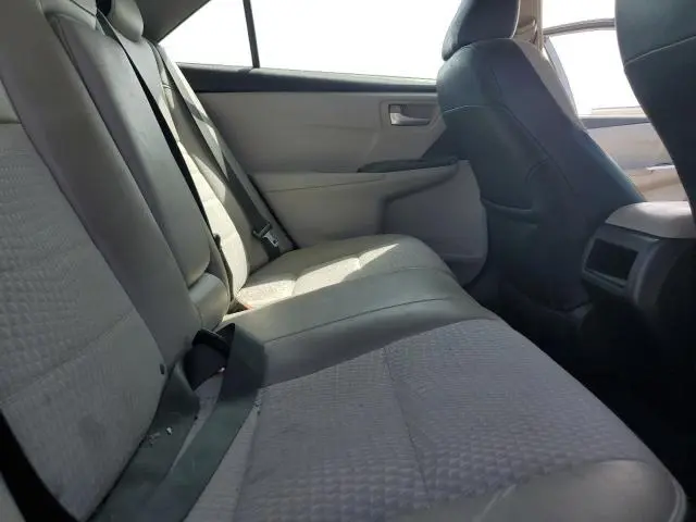 2015 TOYOTA CAMRY LE  