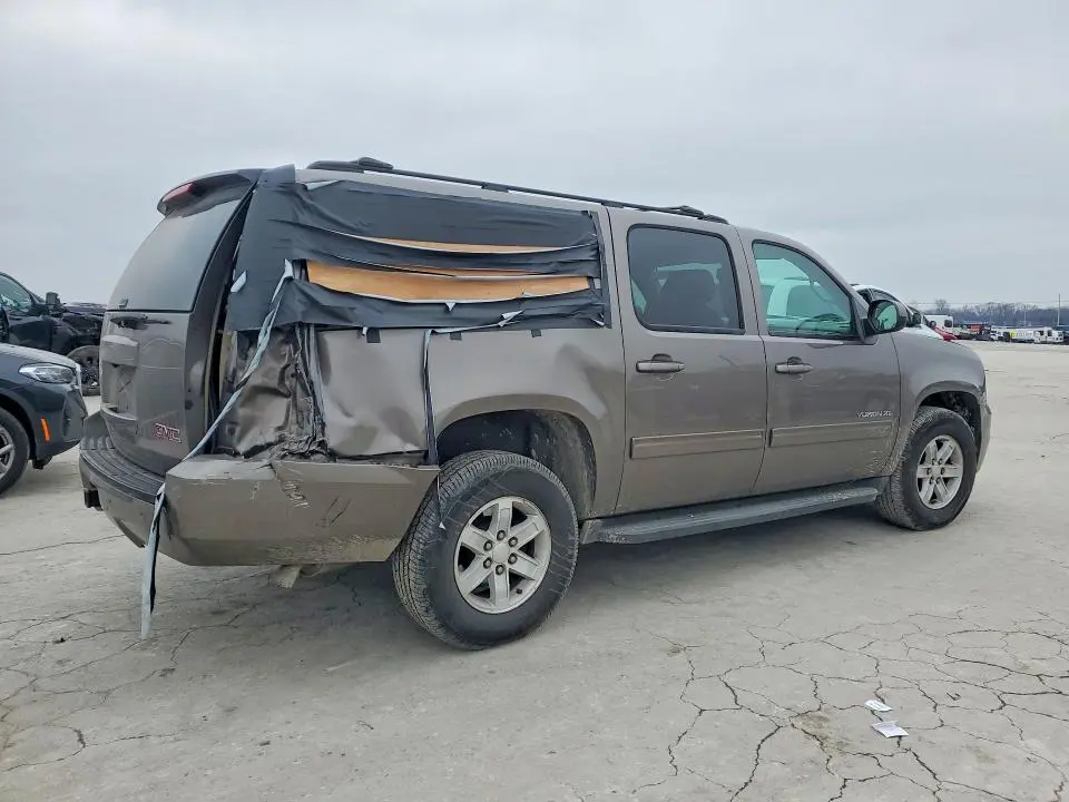 2014 GMC YUKON XL C1500 SLT  