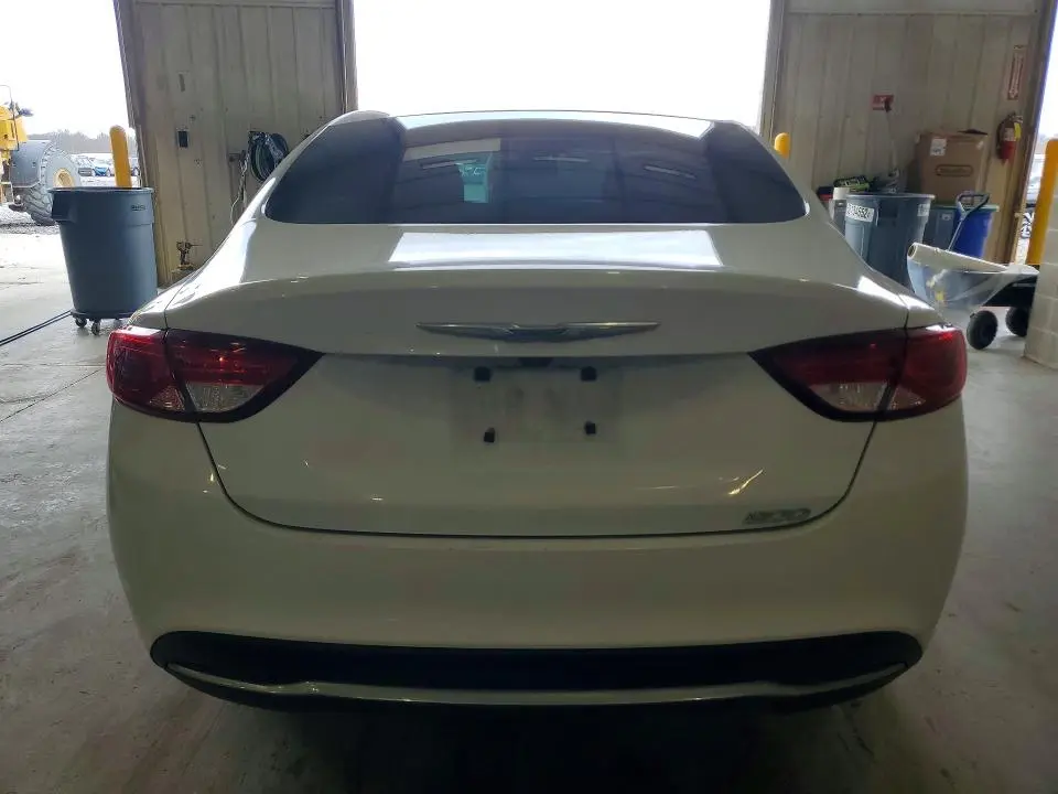 2016 CHRYSLER 200 LIMITED  