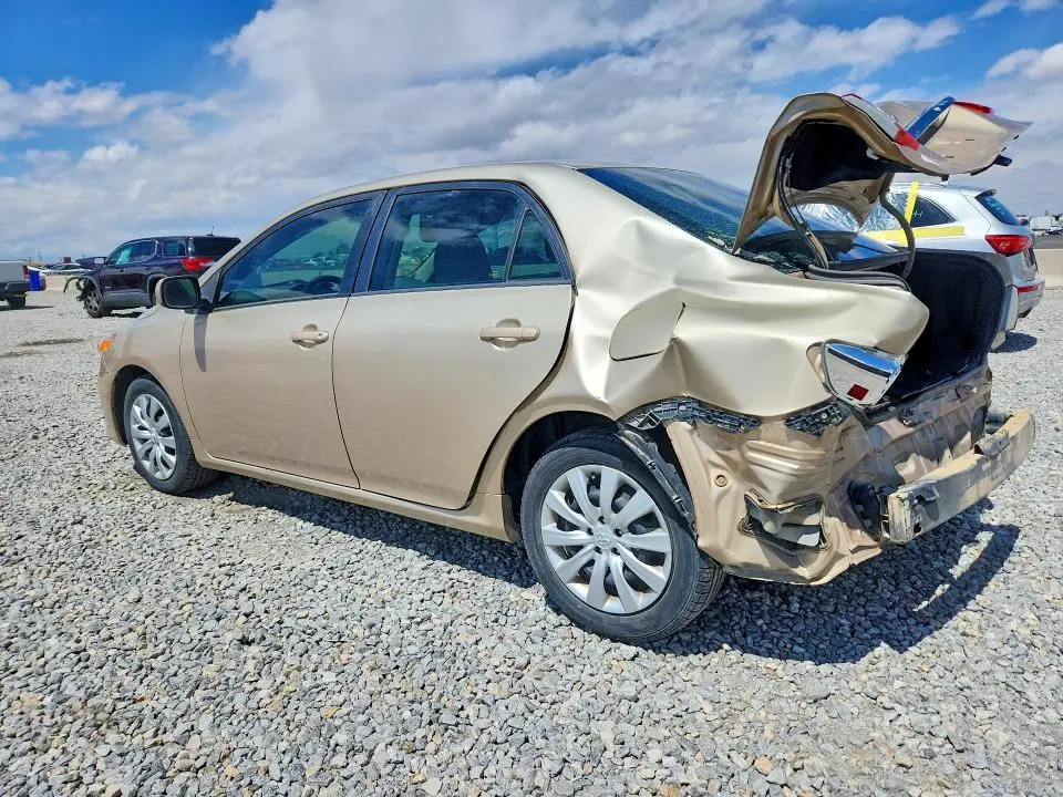 2012 TOYOTA COROLLA LE  