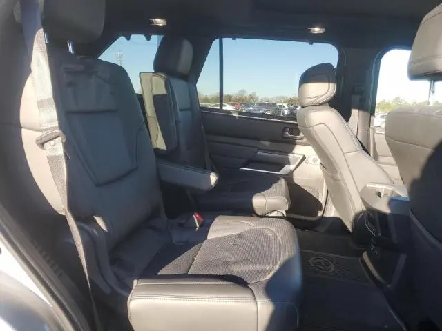 2025 TOYOTA SEQUOIA SR5  