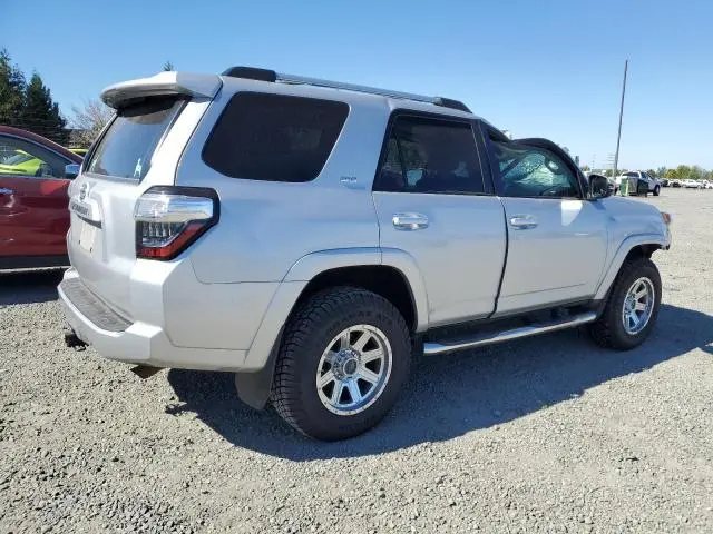 2020 TOYOTA 4RUNNER SR5/SR5 PREMIUM  