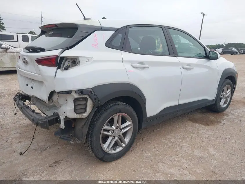 2021 HYUNDAI KONA SE