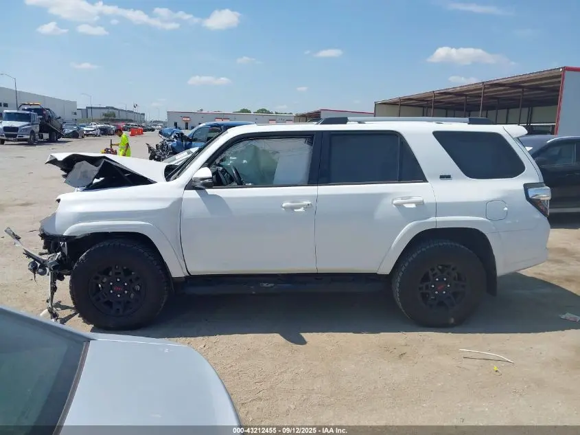 2024 TOYOTA 4RUNNER SR5 PREMIUM