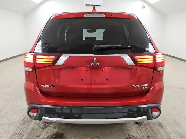 2018 MITSUBISHI OUTLANDER SE  