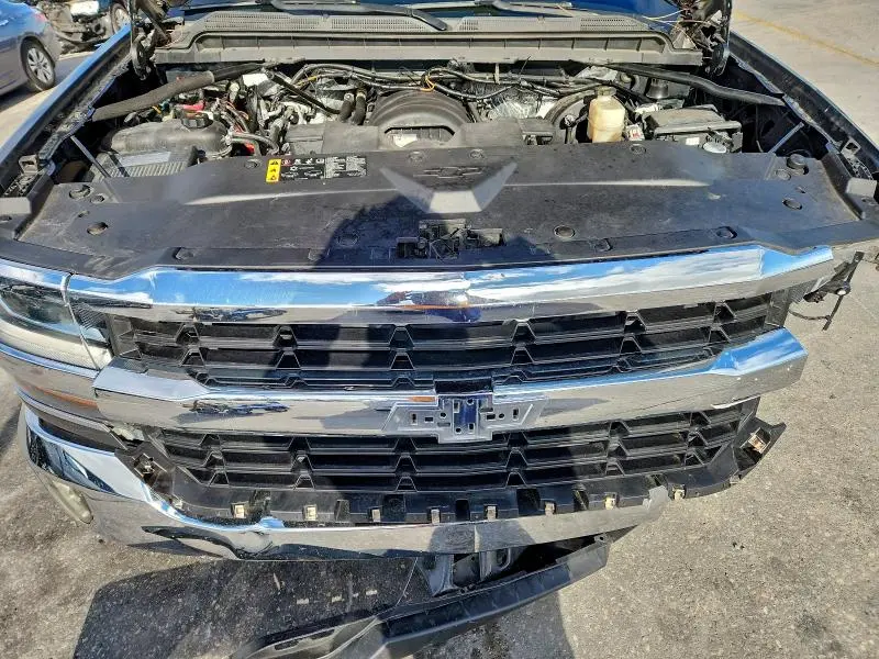 2017 CHEVROLET SILVERADO C1500 LT  