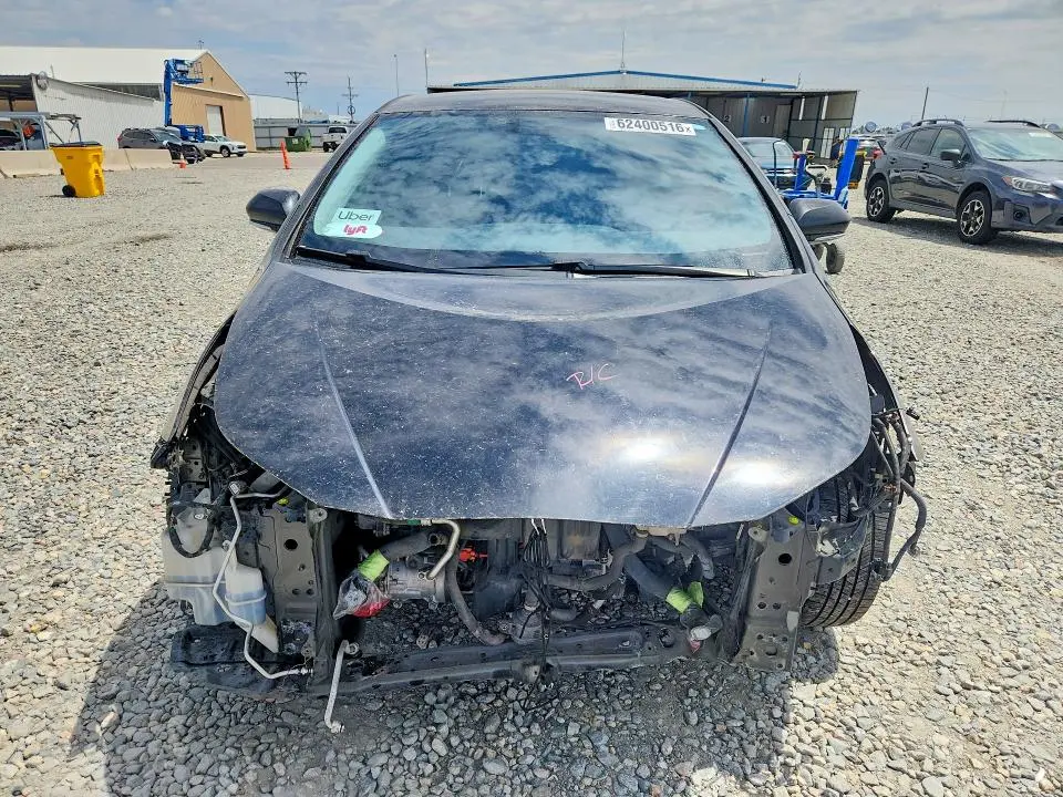 2016 TOYOTA PRIUS THREE  