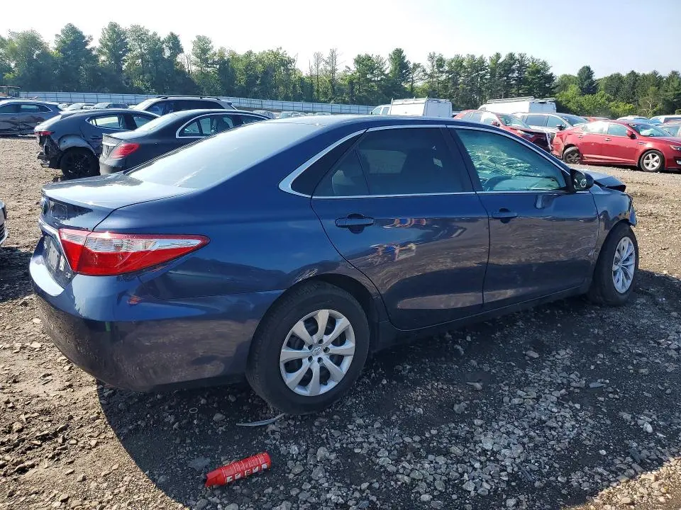2017 TOYOTA CAMRY LE  