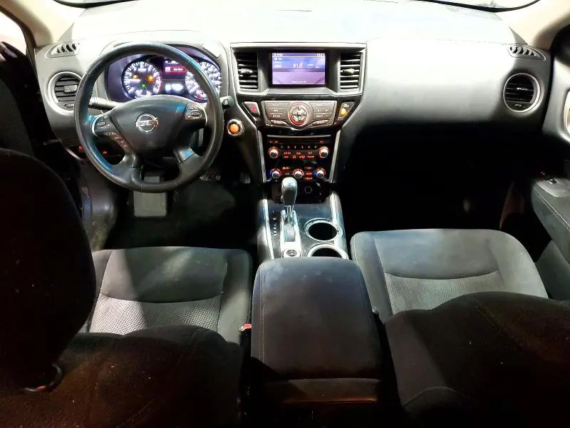 2015 NISSAN PATHFINDER SV  