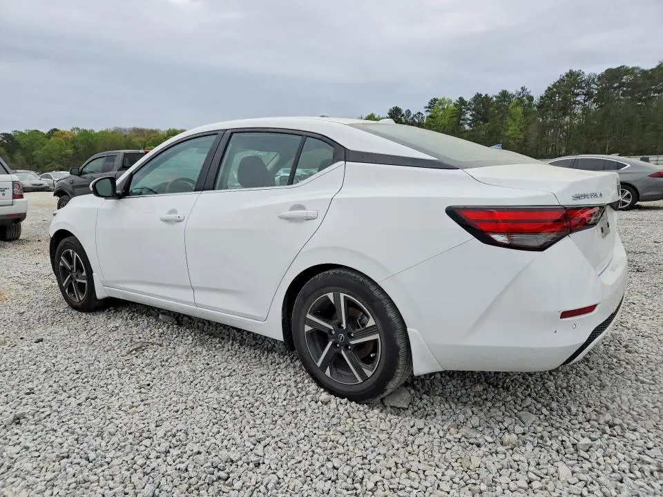 2025 NISSAN SENTRA SV  