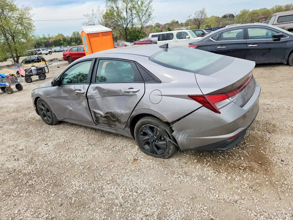 2022 HYUNDAI ELANTRA SEL  