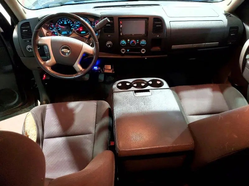2010 CHEVROLET SILVERADO K1500 LT  