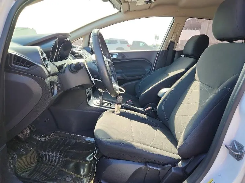 2015 FORD FIESTA SE  