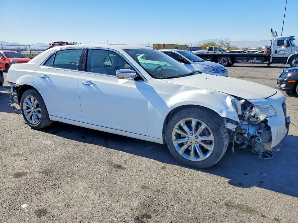 2017 CHRYSLER 300C   