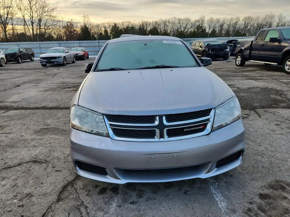 2013 DODGE AVENGER SE  