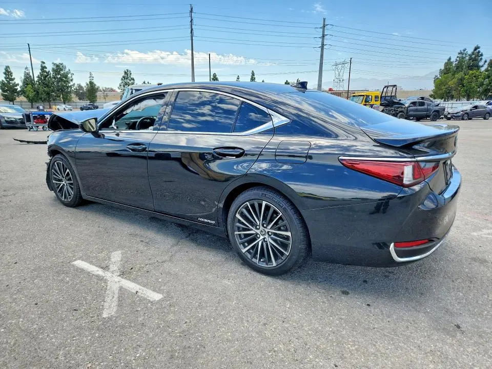 2022 LEXUS ES 300H BASE  