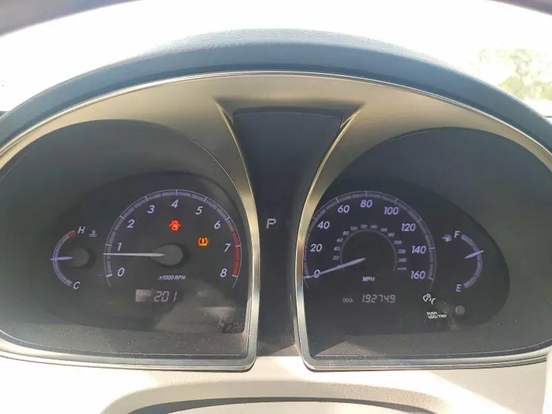 2011 TOYOTA AVALON LIMITED  