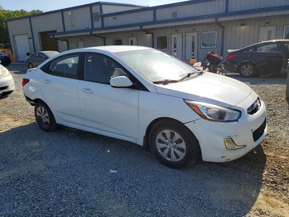 2015 HYUNDAI ACCENT GLS  