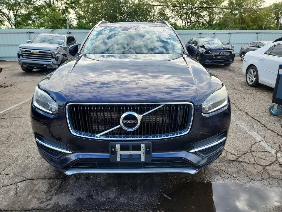 2016 VOLVO XC90 T6  