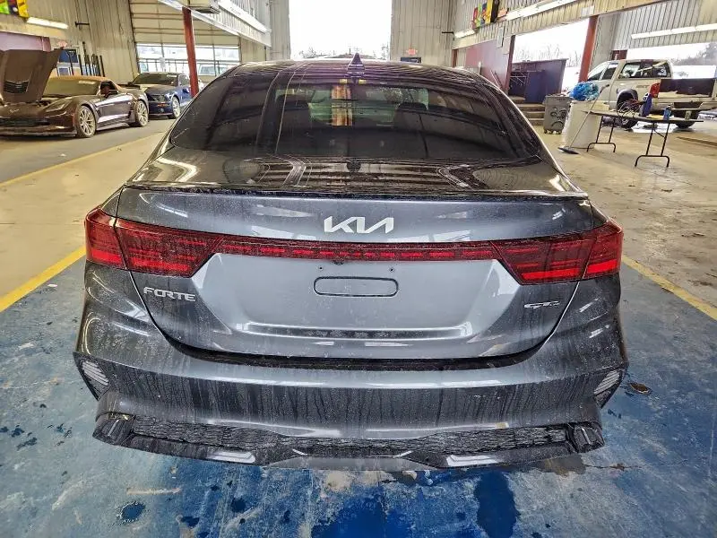 2022 KIA FORTE GT LINE  