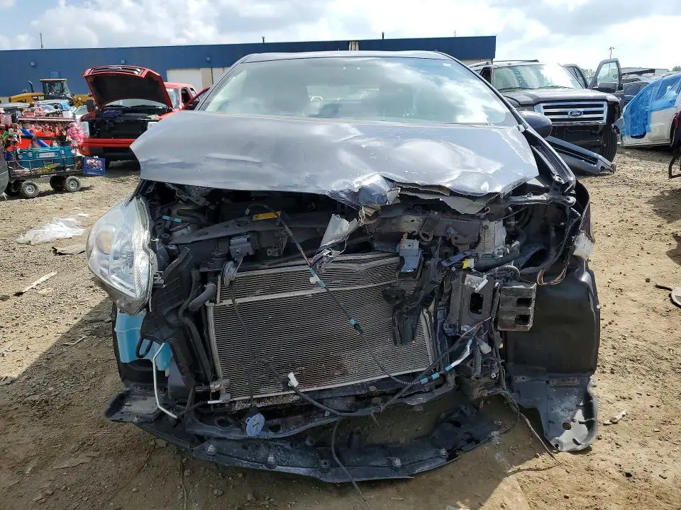 2015 TOYOTA PRIUS TWO  