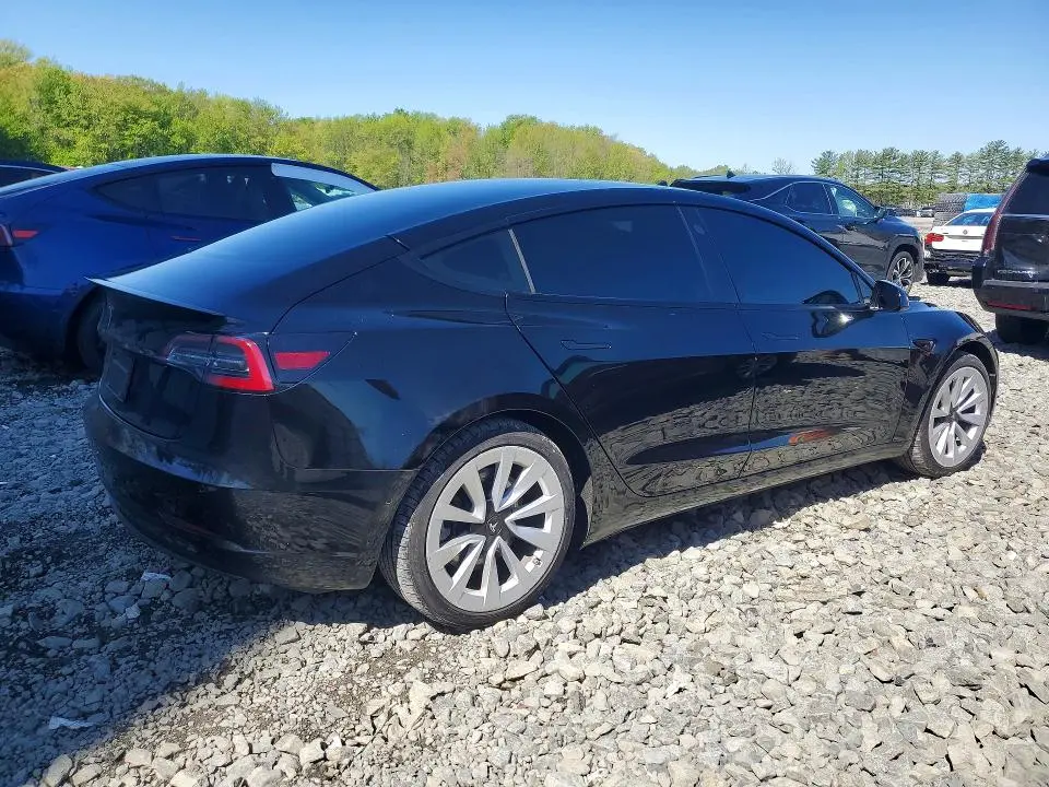 2022 TESLA MODEL 3   
