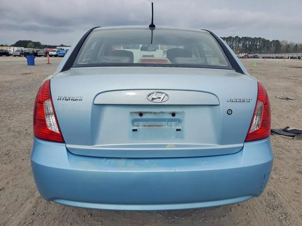 2010 HYUNDAI ACCENT GLS  